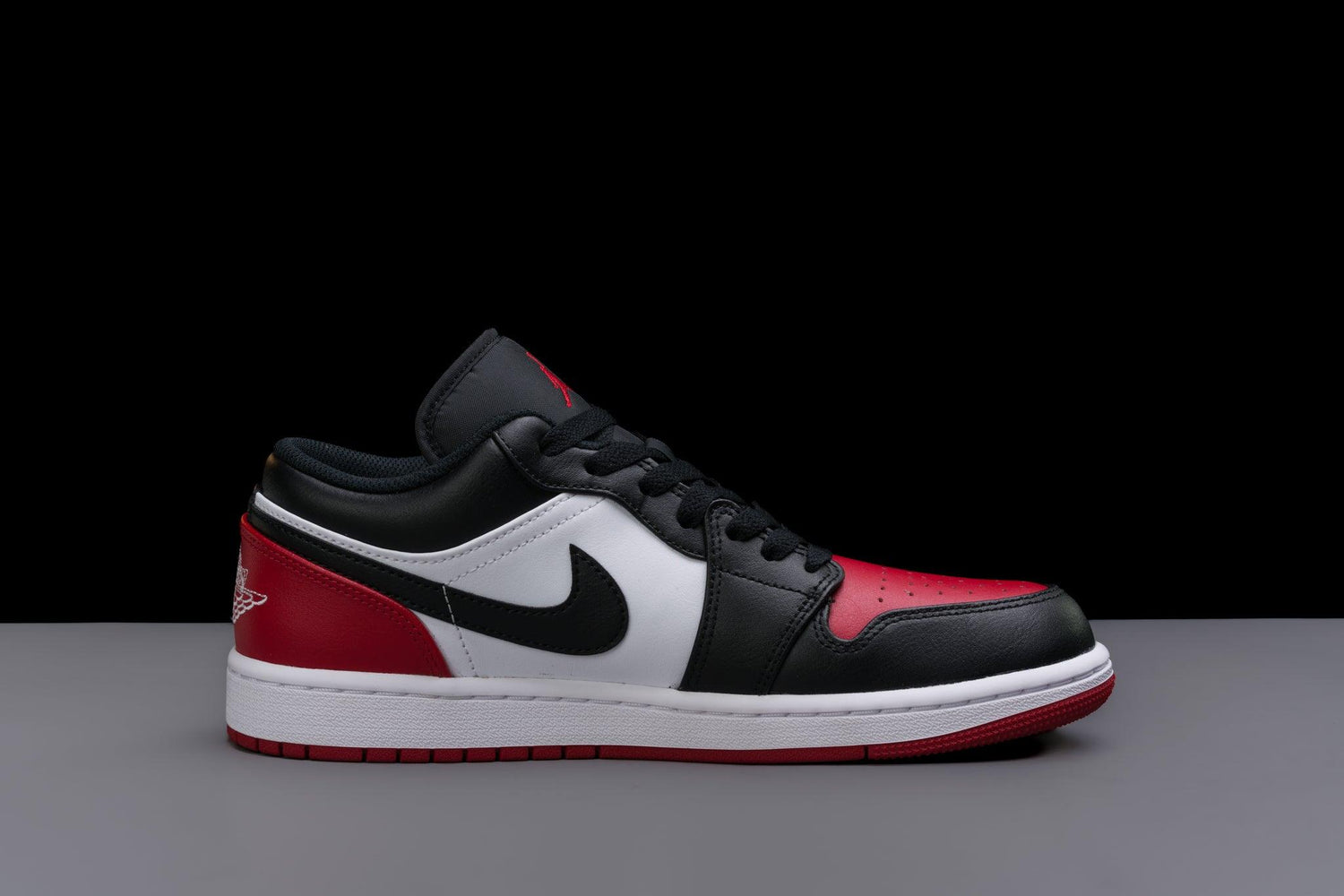 latest air jordan 1 low light smoke grey basketball shoes 'Bred Toe' - Urlfreeze Shop