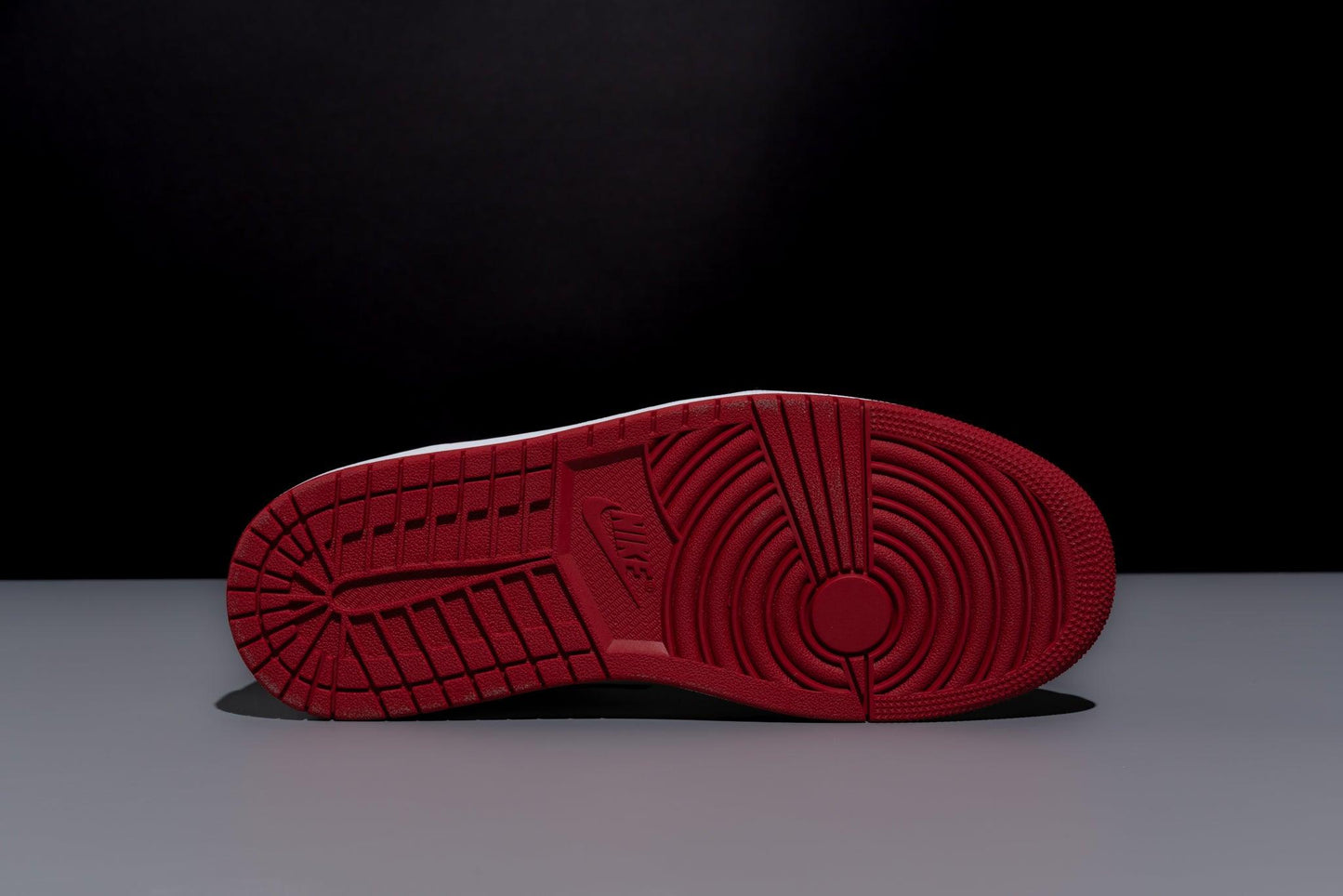Air Jordan 1 Mid 'Gym Red Black Toe' - Urlfreeze Shop
