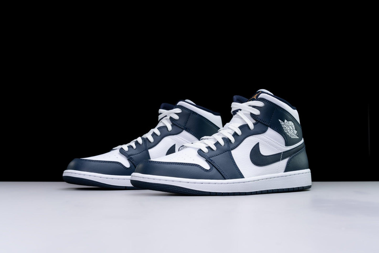 Air Jordan 1 Mid White Metallic Gold Obsidian - 554724-174 – Lo10M