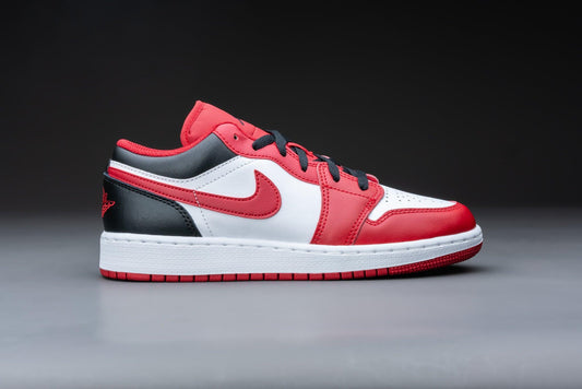 Nike Doubles Down On Their Double-Swooshed Air Force 1 Low Bulls (GS) - Urlfreeze Shop