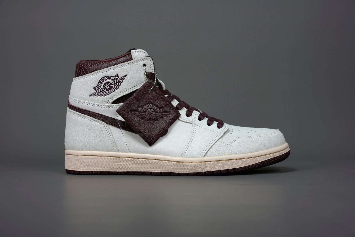 Air jordan 1 og defiant store light bone