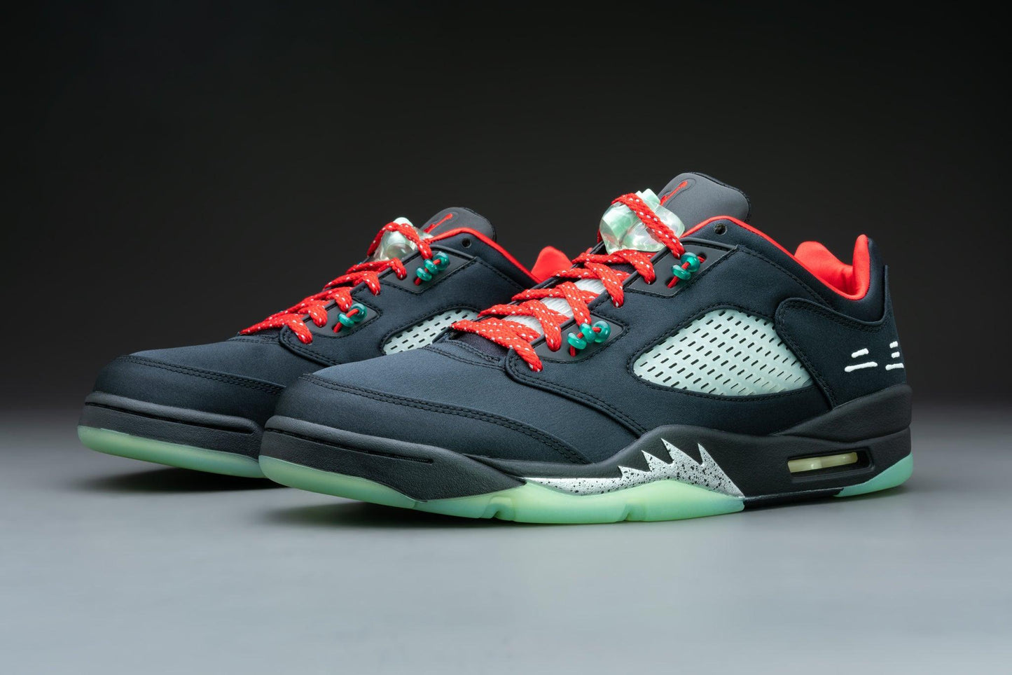 Air Jordan 5 Retro Low CLOT Jade - DM4640-036 – Lo10M