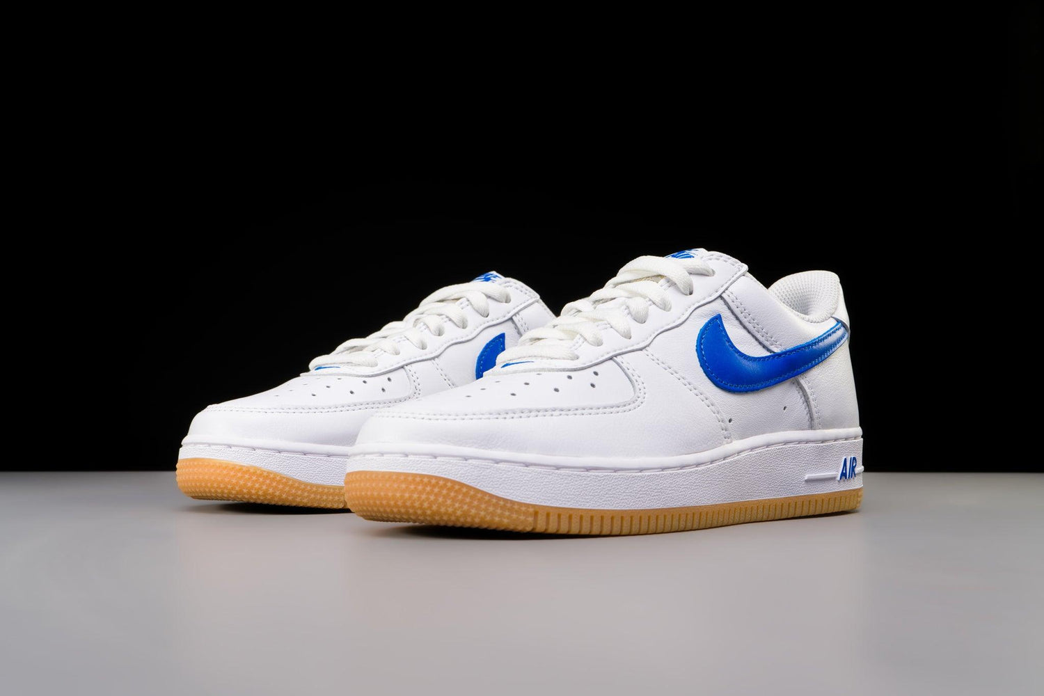 nike air force 1 07 low color of the month varsity royal gum lo10m 3 1500x