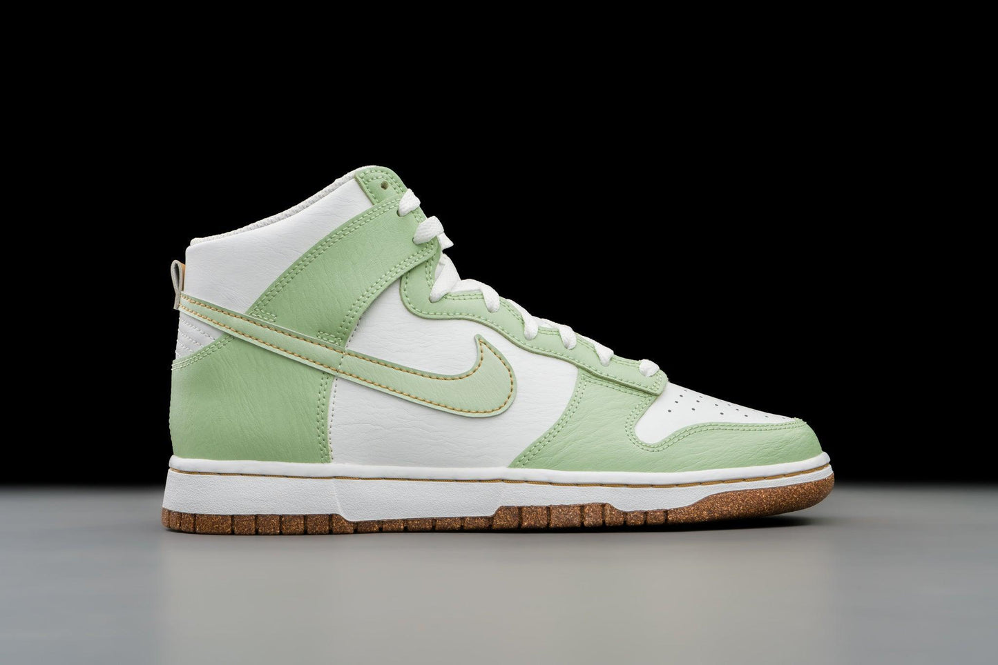 nike dunk high se inspected by swoosh honeydew lo10m 2 1445x