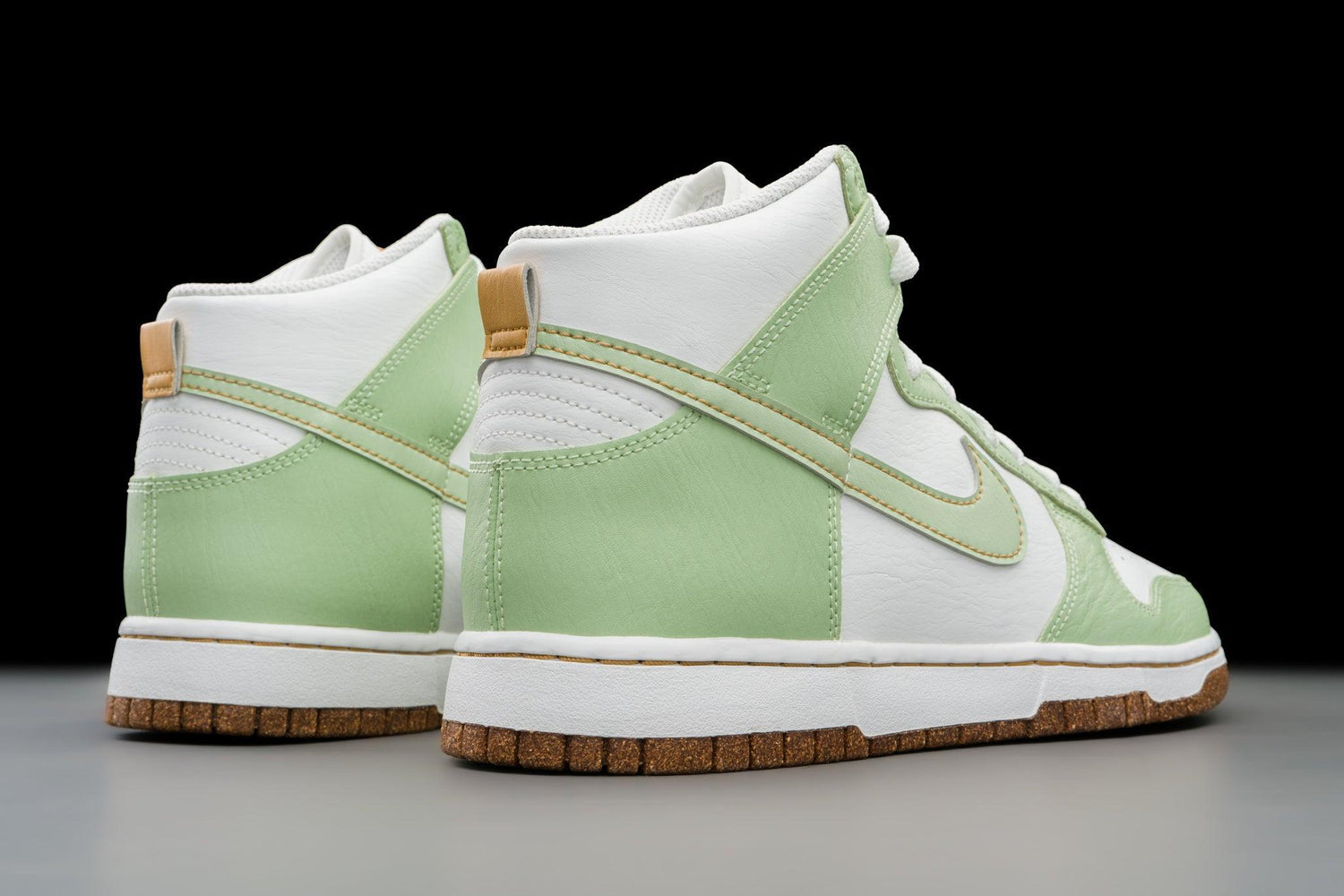 nike dunk high se inspected by swoosh honeydew lo10m 7 1500x