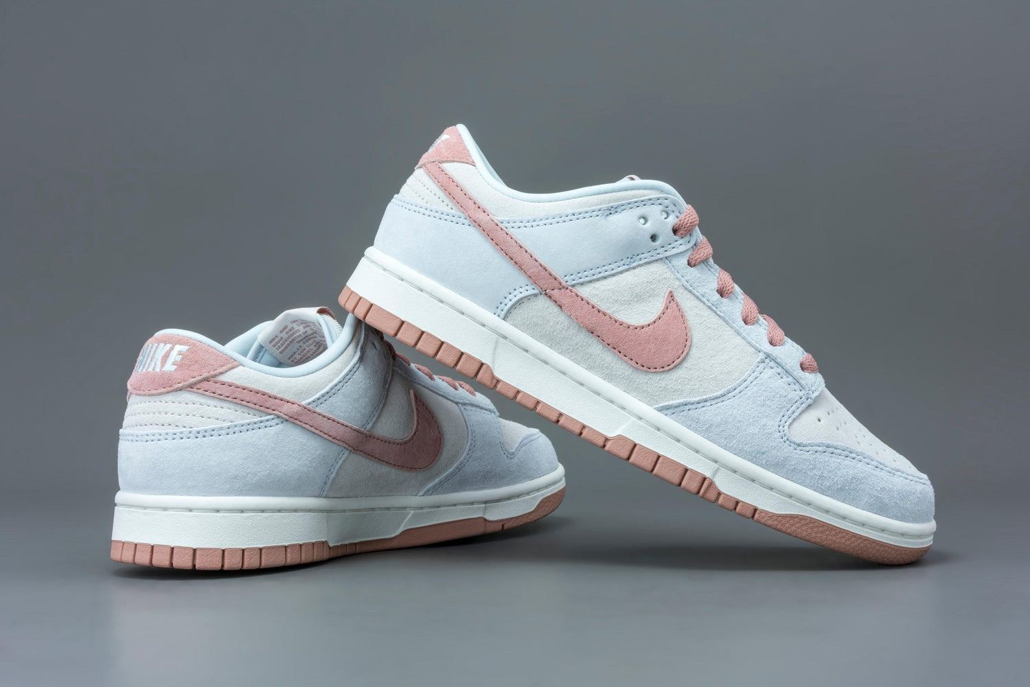 nike dunk low fossil rose lo10m 10 1500x
