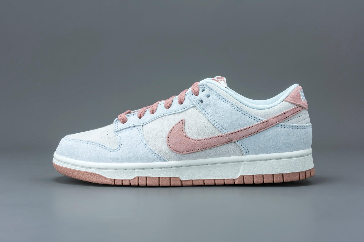 nike dunk low fossil rose lo10m 6 1445x